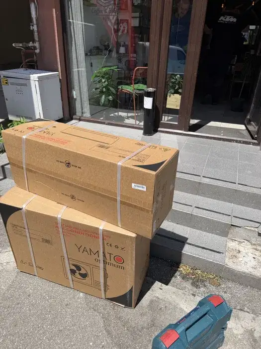 Aparatele Yamato în cutiile sigilate, livrate la intrare înainte de montaj